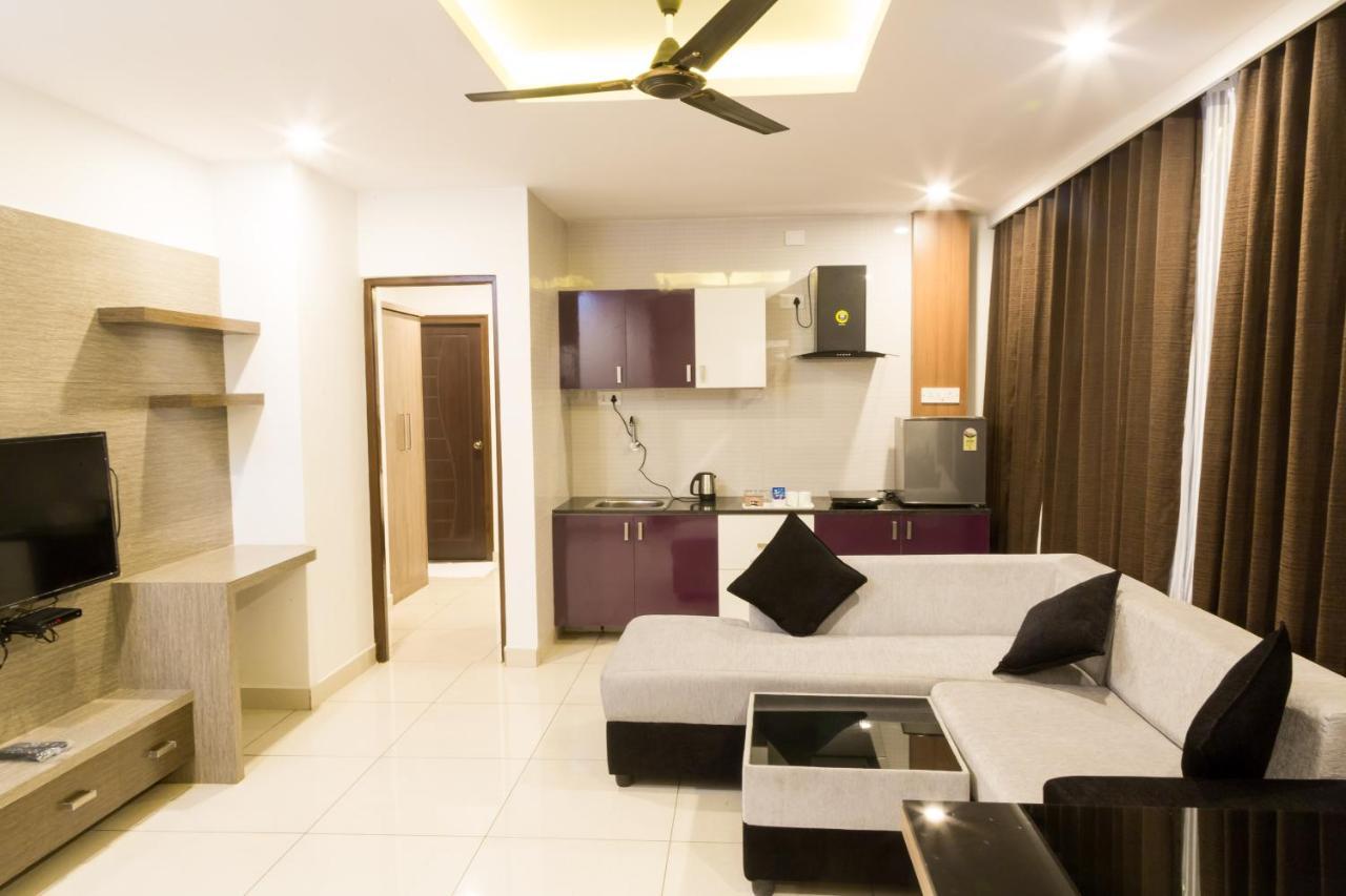 The Porch Inn Hotel/Service Apartments Bangalore Exterior foto