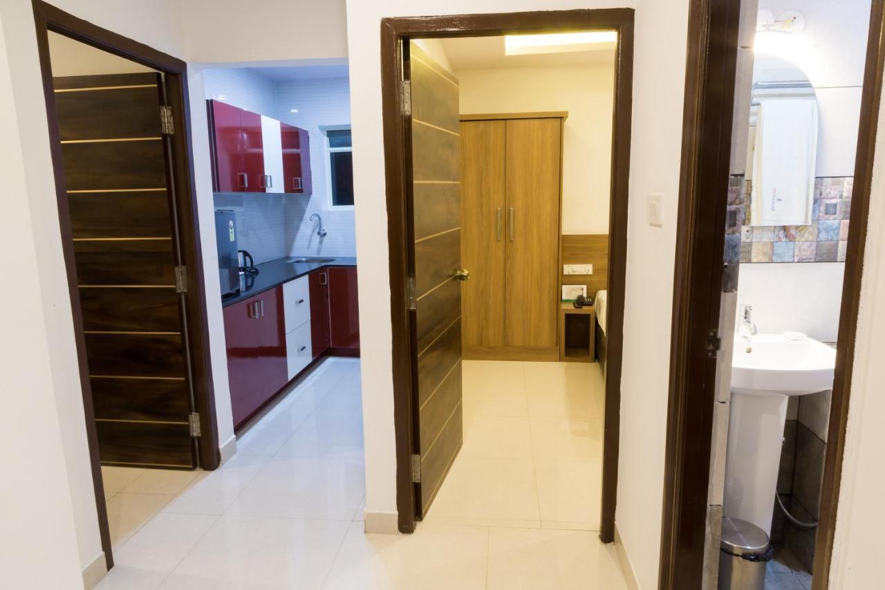 The Porch Inn Hotel/Service Apartments Bangalore Exterior foto