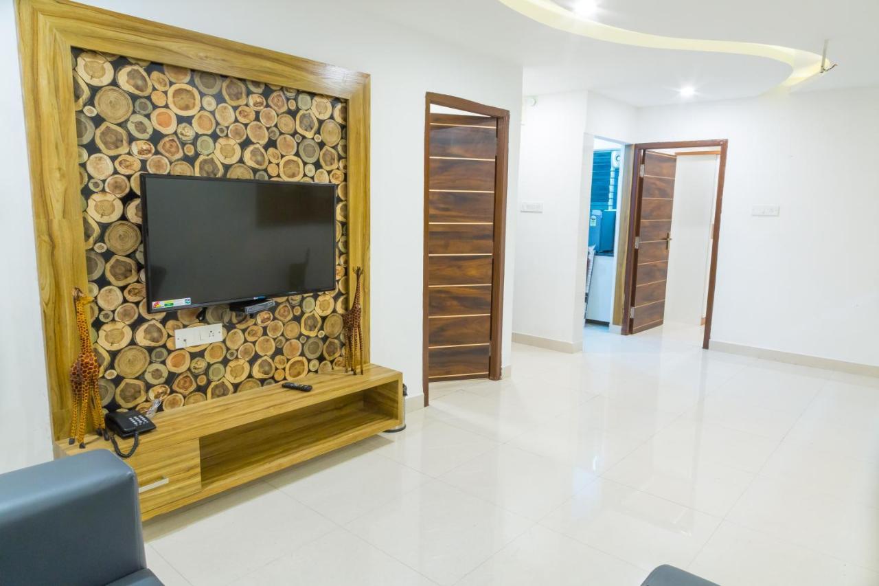 The Porch Inn Hotel/Service Apartments Bangalore Exterior foto